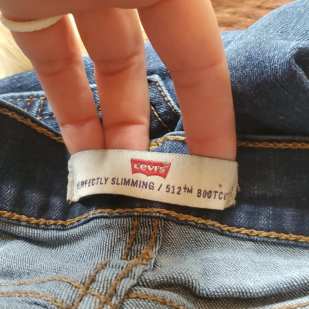 LEVIS 512 - Picture 3 of 4